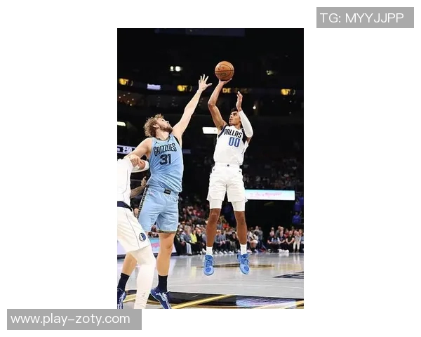 缺少克莱与克里斯蒂独行侠空间不足基德双塔组合展现良好效果